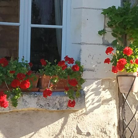 Le Clos Des Fayes Berthegon Exterior foto