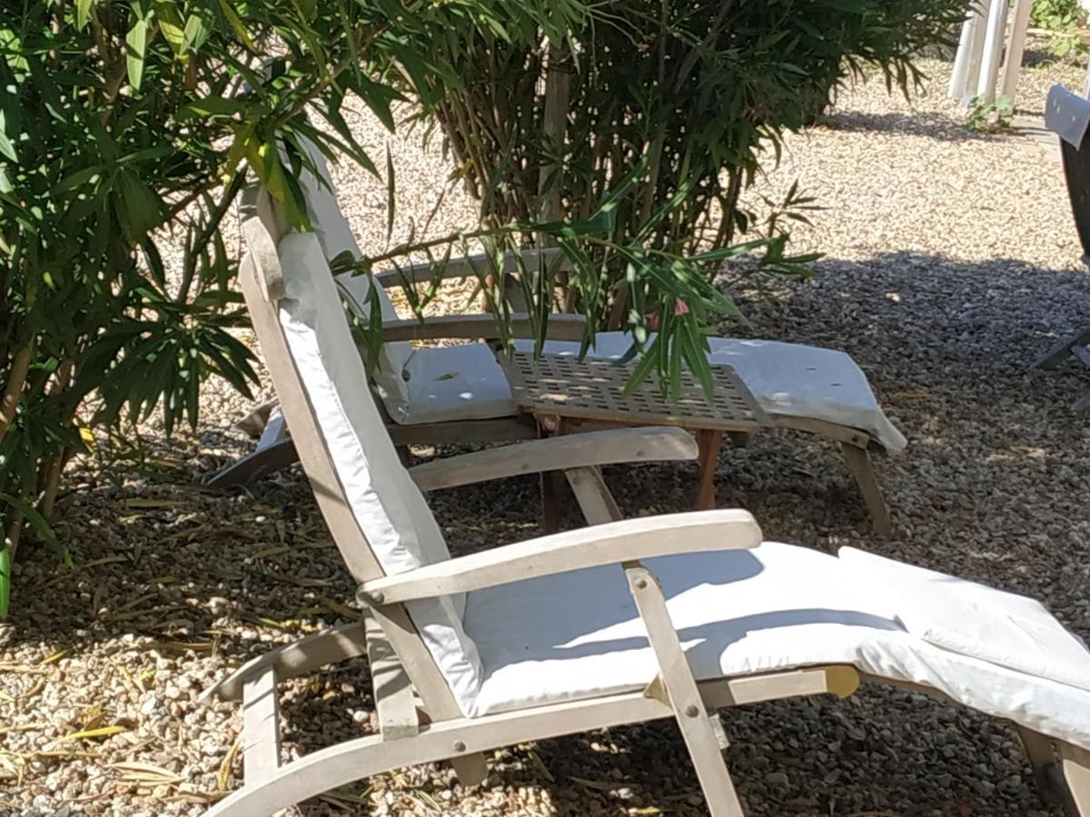 Le Clos Des Fayes Berthegon Exterior foto