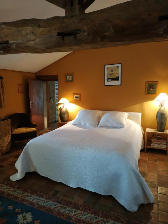 Le Clos Des Fayes Berthegon Exterior foto