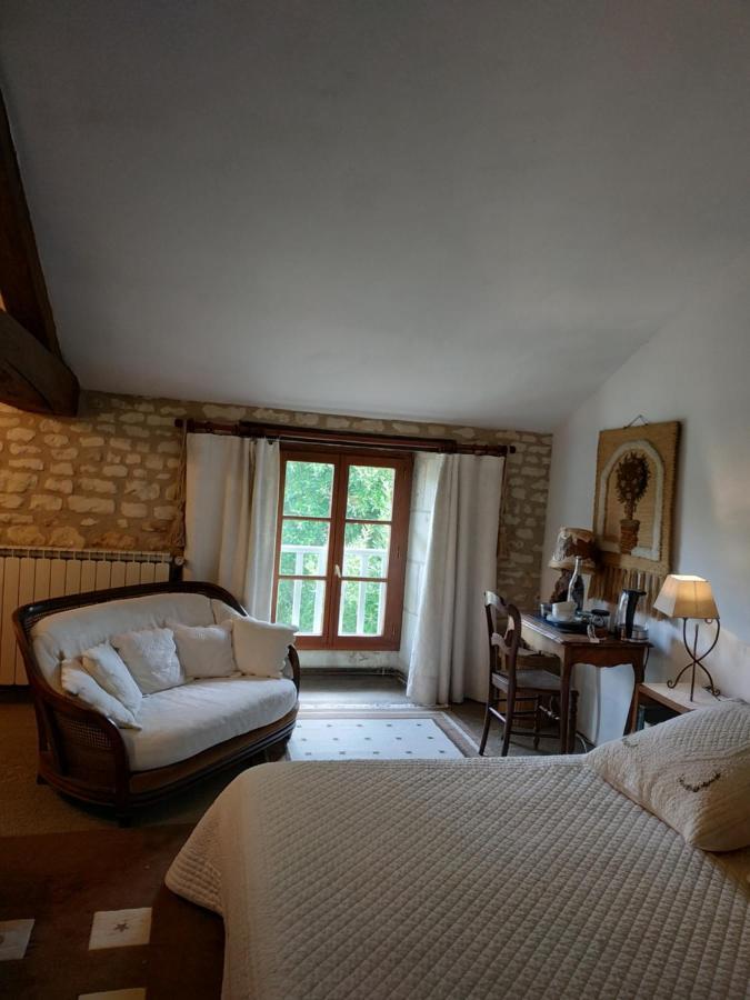 Le Clos Des Fayes Berthegon Exterior foto